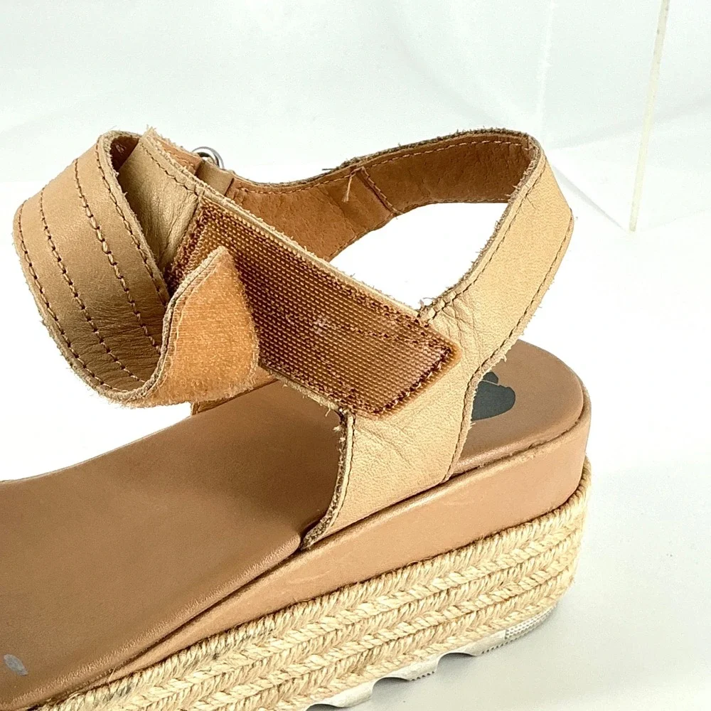 Sorel Womens Size 7 Cameron Flatform‎ Espadrille Tan Leather Platform Sandals